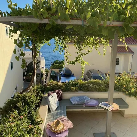 Apartments Plazibat Hvar Town Exteriör bild