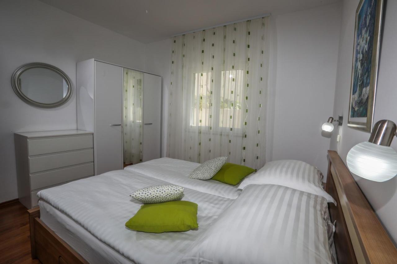 Plazibat Apartmán *