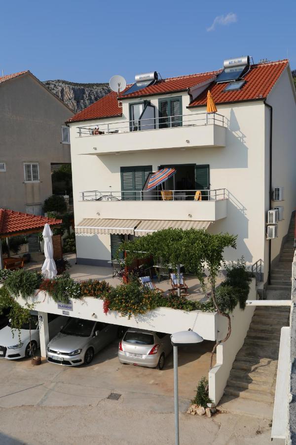 Apartman Plazibat